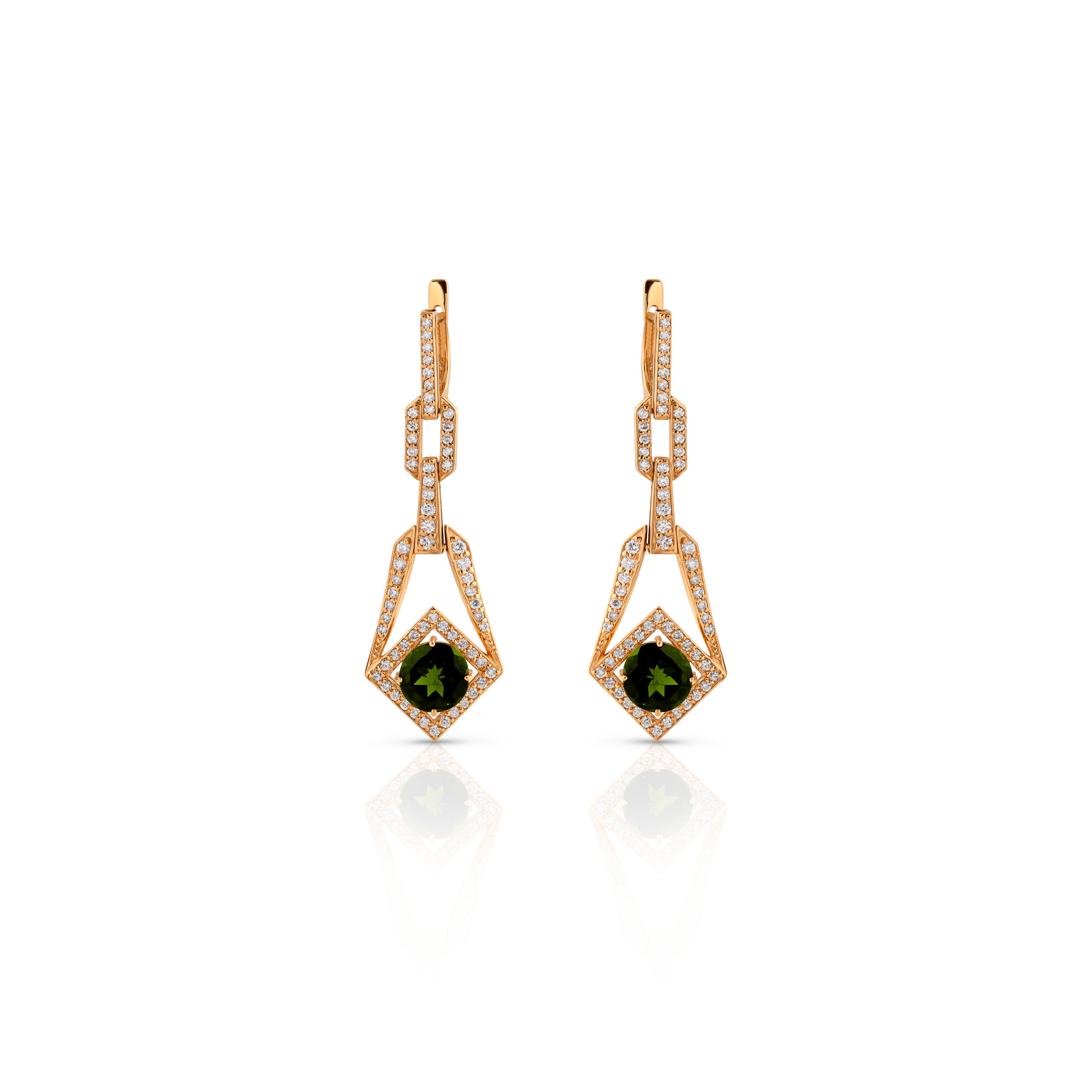 Серьги из желтого золота с хромдиопсидом и бриллиантами