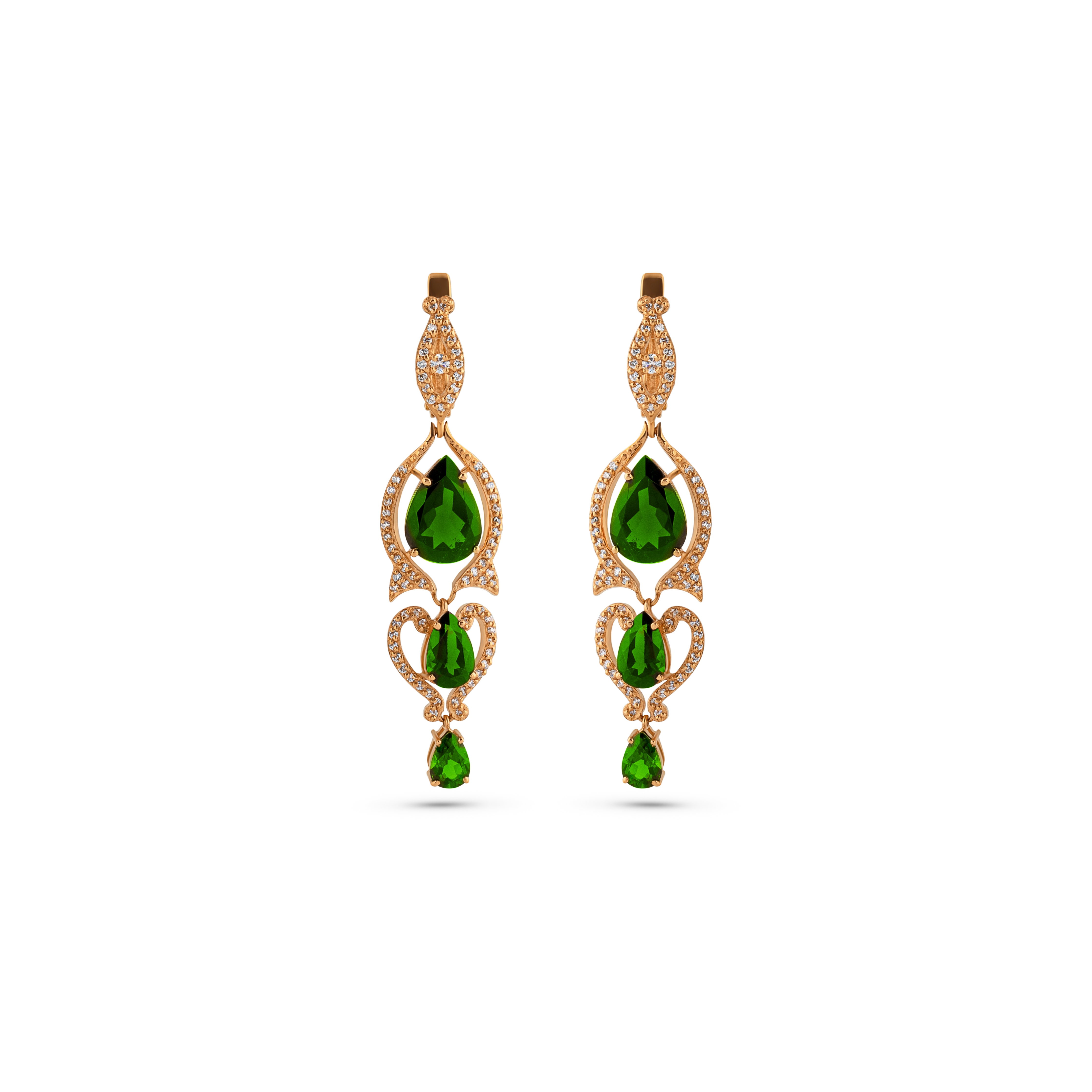 Серьги из желтого золота с хромдиопсидом и бриллиантами