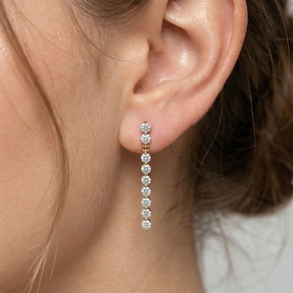 Серьги из желтого золота с бриллиантами