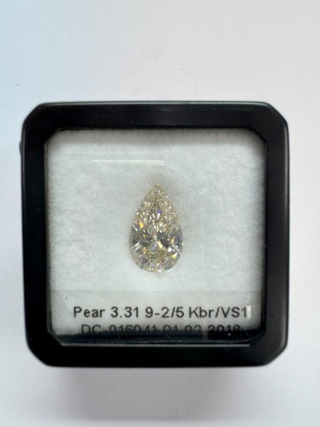 Бриллиант груша 3,310 карат