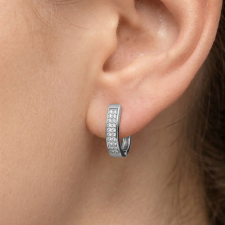 Серьги из родированного золота с бриллиантами