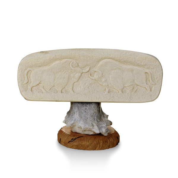 Композиция «Мамонт. Бой быков»