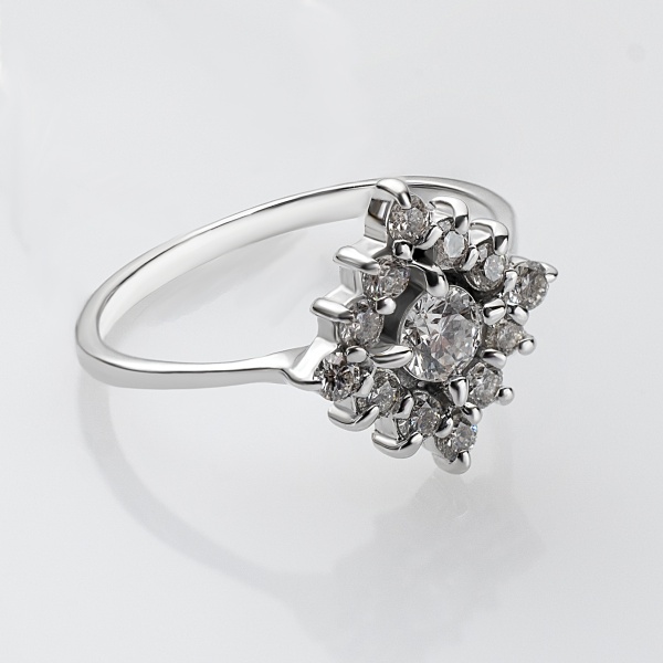 Кольцо из белого золота с бриллиантами