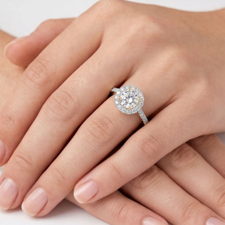 Кольцо из желтого золота с бриллиантами