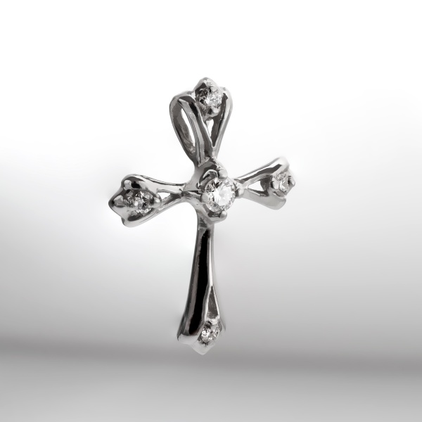 Подвеска из белого золота с бриллиантами