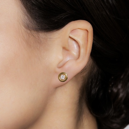 Серьги из желтого золота с бриллиантами