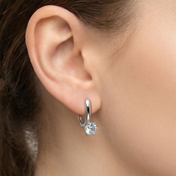 Серьги из родированного золота с аквамарином