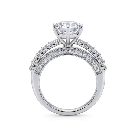 Кольцо из белого золота с бриллиантами