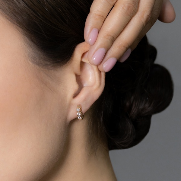 Серьги из красного золота с бриллиантами