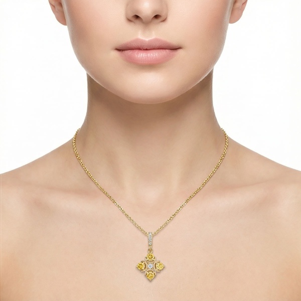 Подвеска из желтого золота с сапфирв и бриллиантами