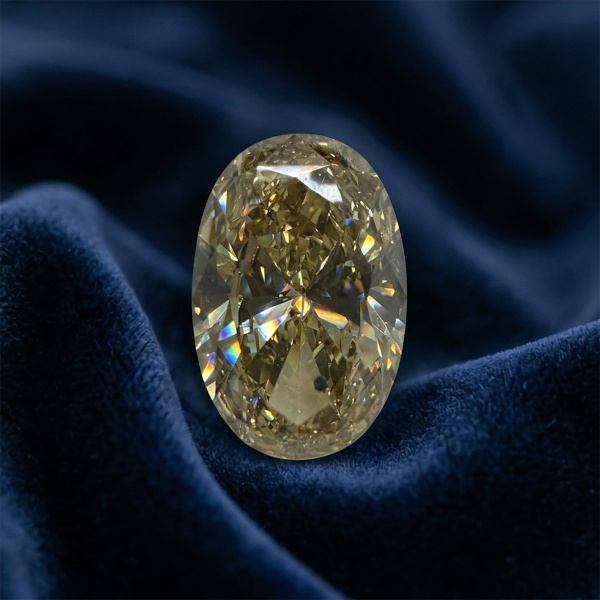Бриллиант овал 9,110 карат
