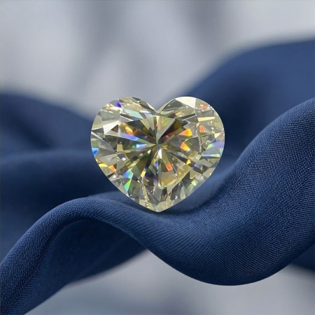 Бриллиант сердце 16,060 карат