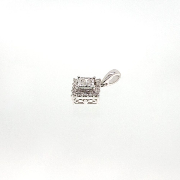 Подвеска из белого золота с бриллиантами