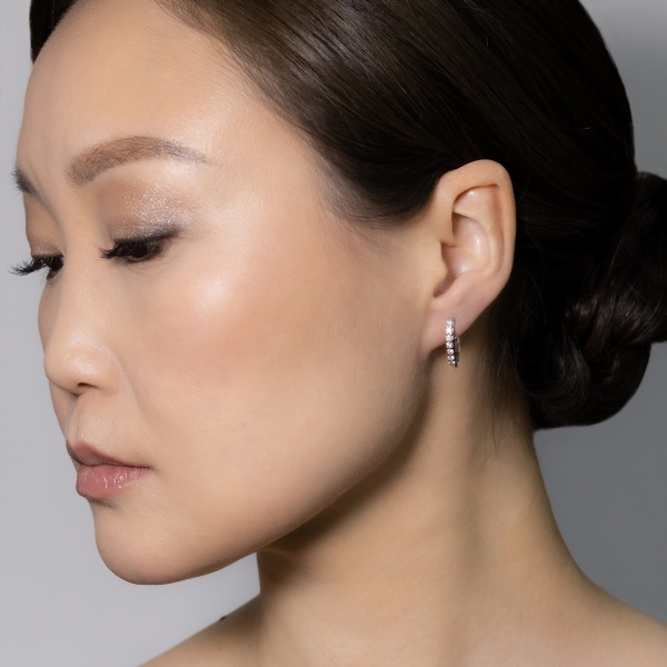 Серьги из белого золота с бриллиантами