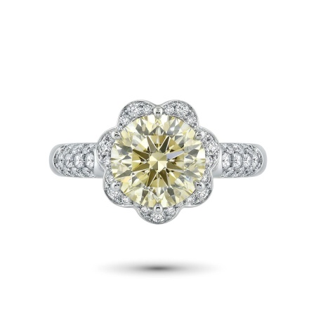 Кольцо из белого золота с бриллиантами