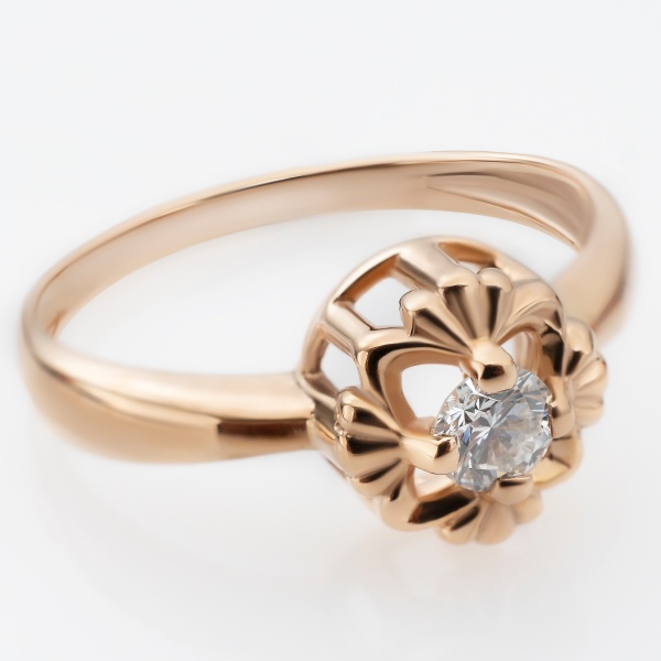 Кольцо из красного золота с бриллиантами