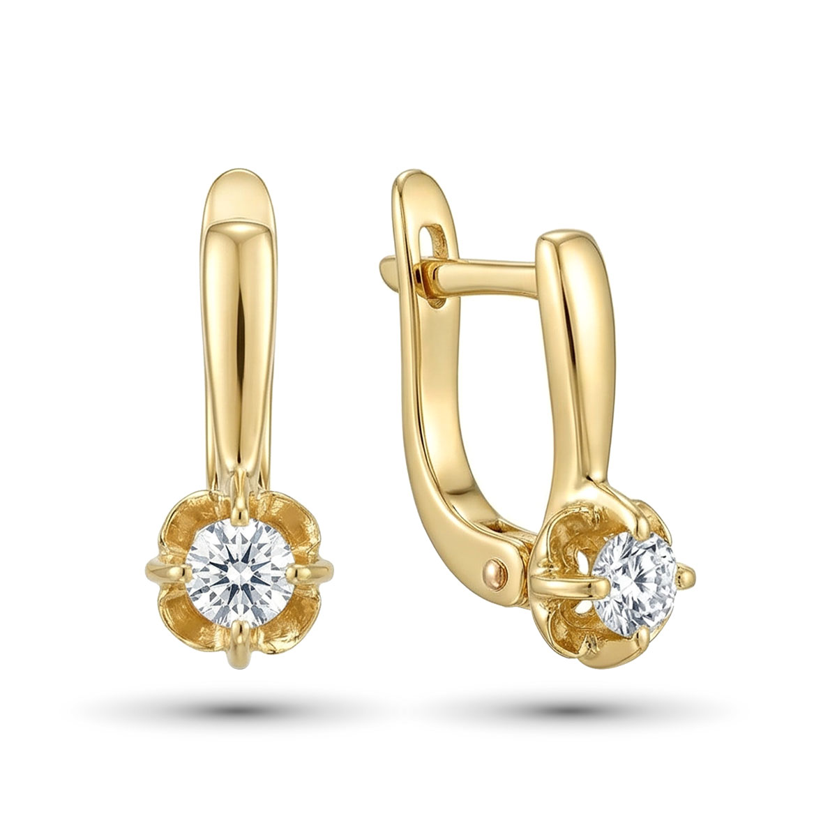 Серьги из желтого золота с бриллиантами