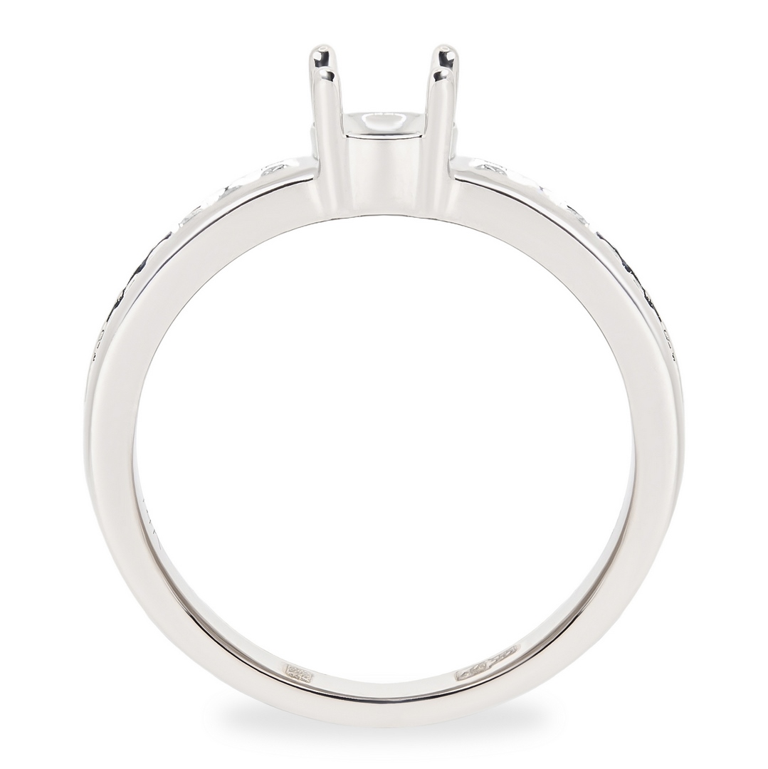 Кольцо из белого золота с бриллиантами