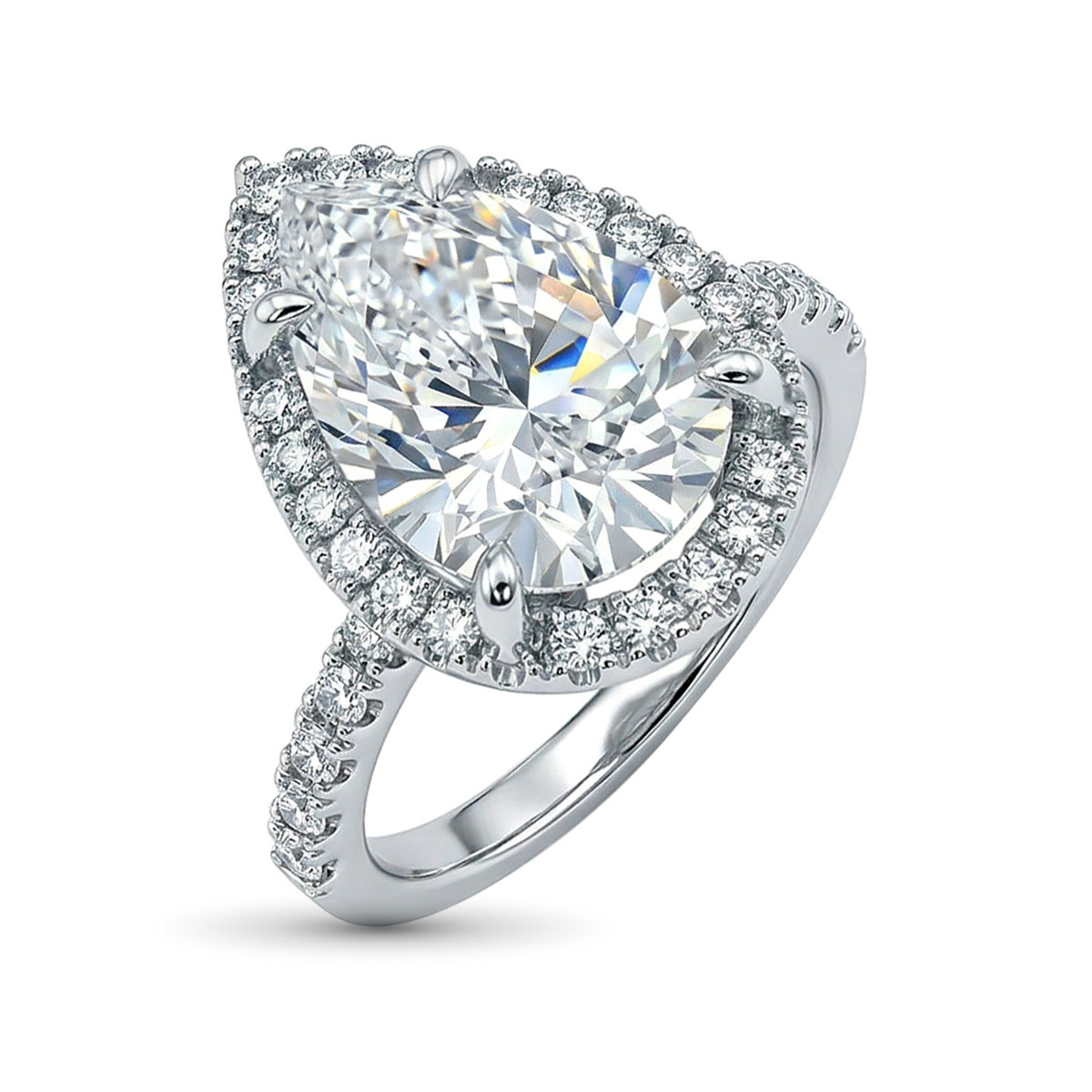 Кольцо из белого золота с бриллиантами