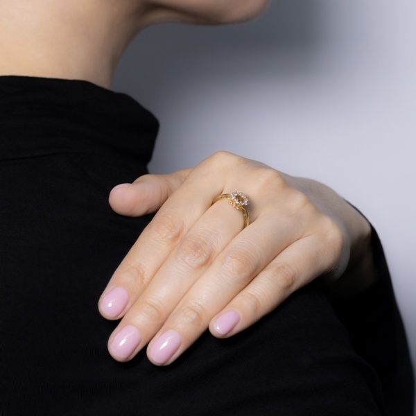 Кольцо из желтого золота с бриллиантами