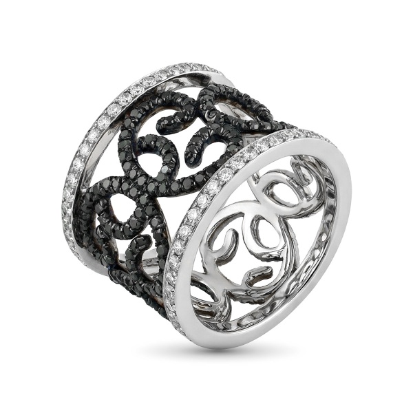 Кольцо из комбинированного золота с бриллиантами