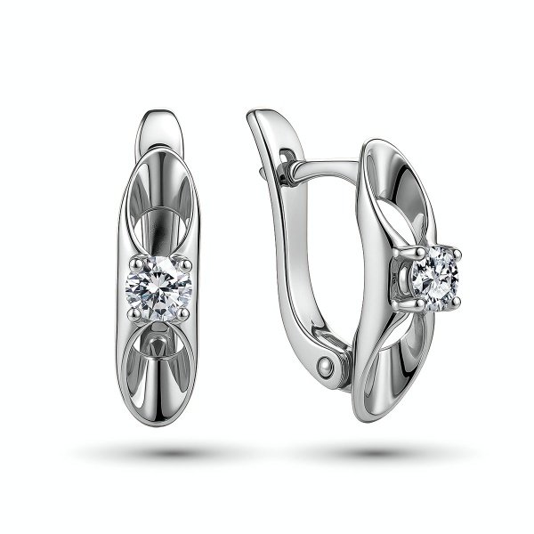 Серьги из белого золота с бриллиантами