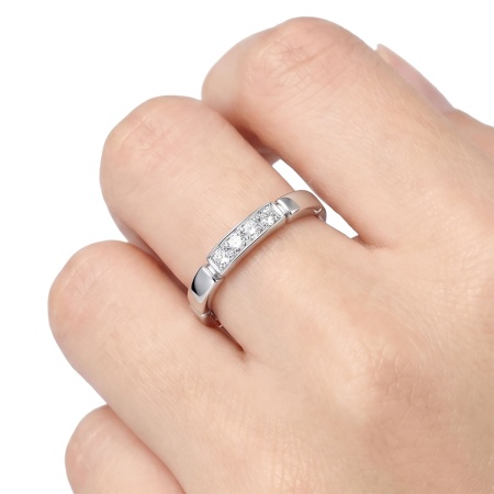 Кольцо из белого золота с бриллиантами