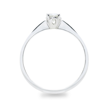 Кольцо из белого золота с бриллиантом