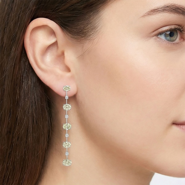 Серьги из белого золота с бриллиантами