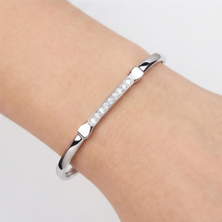 Браслет из родированного золота с бриллиантами