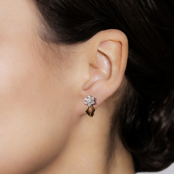 Серьги из желтого золота с бриллиантами