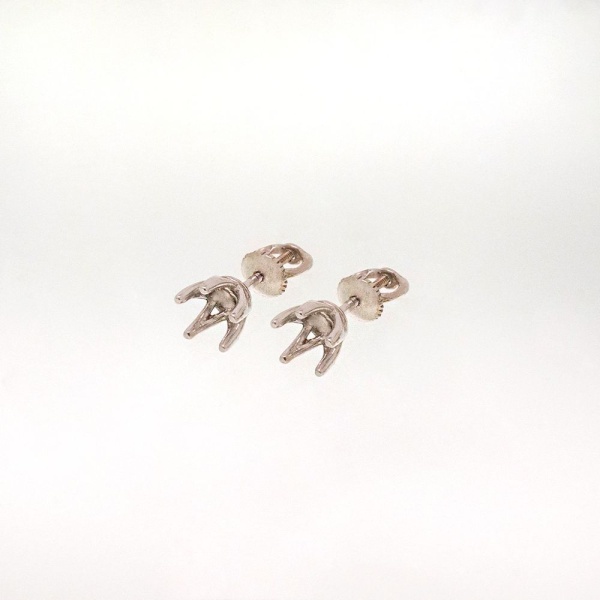 Серьги из белого золота