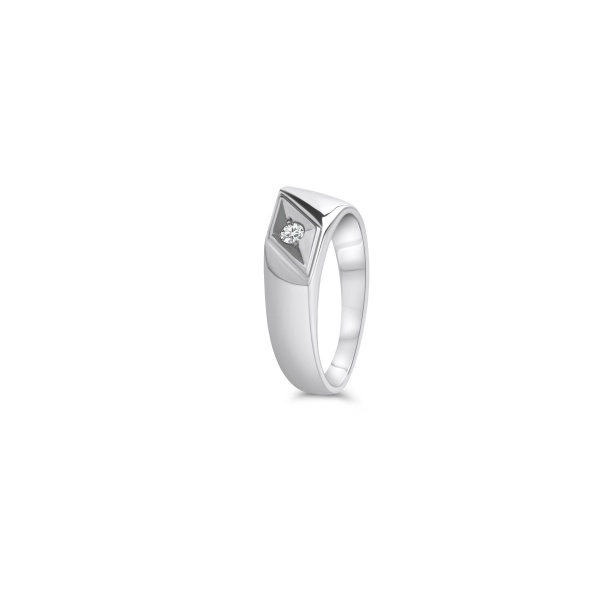 Кольцо из белого золота с бриллиантом