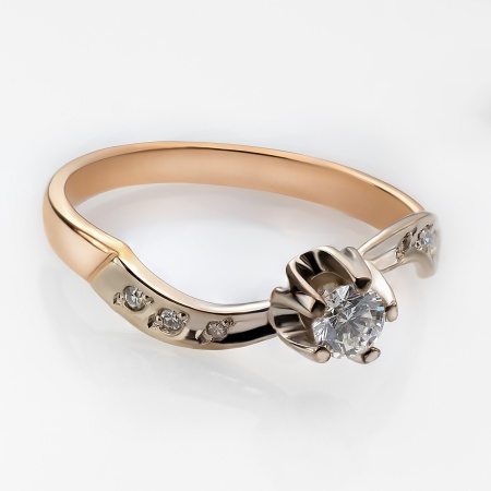 Кольцо из комбинированного золота с бриллиантами