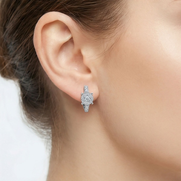 Серьги из белого золота с бриллиантами