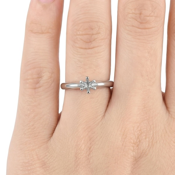 Кольцо из белого золота