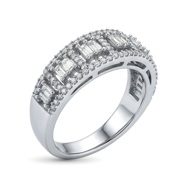 Кольцо из белого золота с бриллиантами