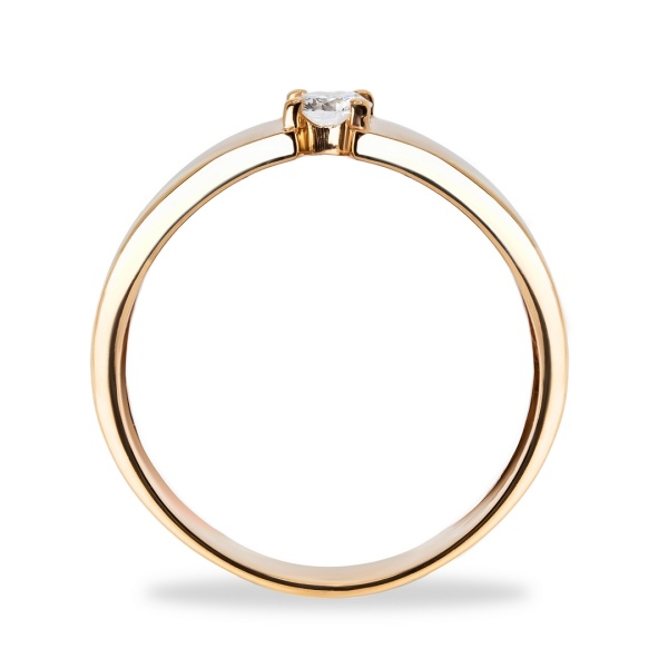 Кольцо из красного золота с бриллиантом