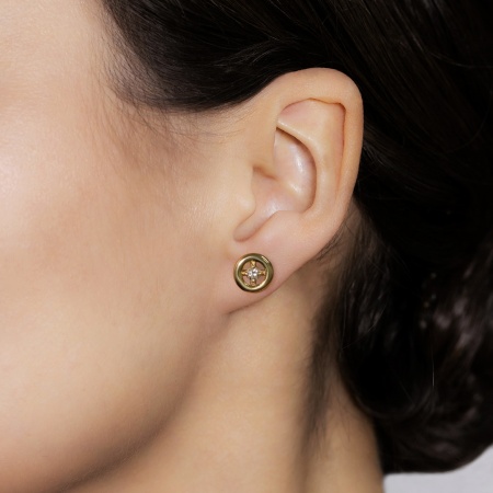 Серьги из желтого золота с бриллиантами