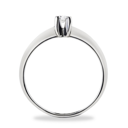 Кольцо из белого золота с бриллиантом