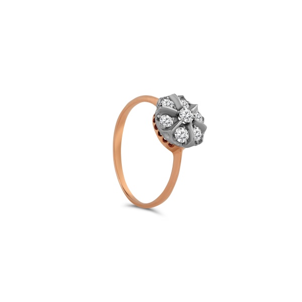 Кольцо из комбинированного золота с бриллиантами