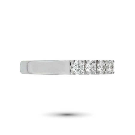 Кольцо из белого золота с бриллиантами