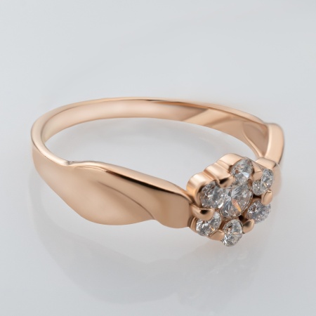 Кольцо из красного золота с бриллиантами