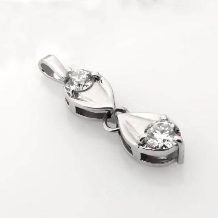 Подвеска из белого золота с бриллиантами